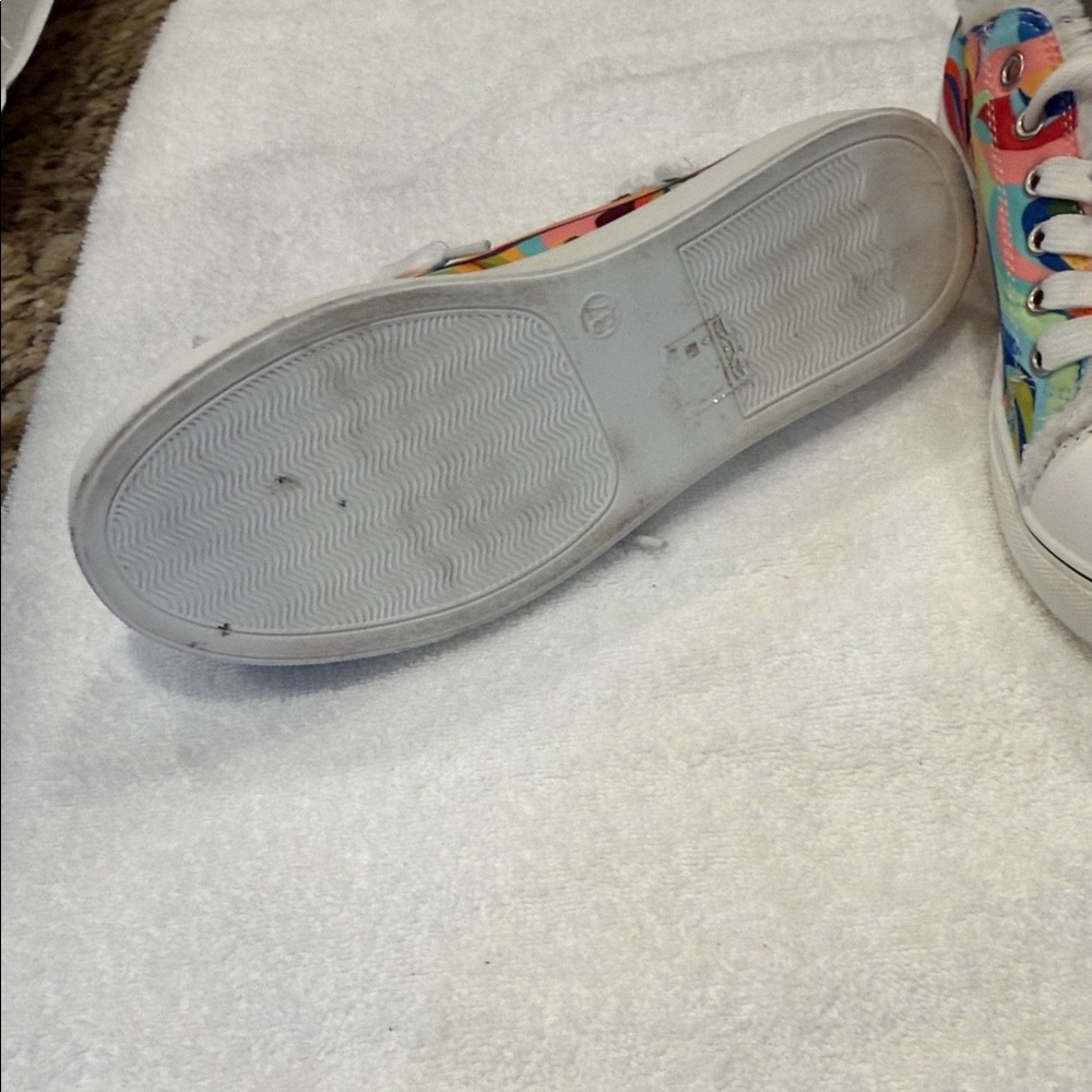 Colorful Sneakers - Picture 3 of 3